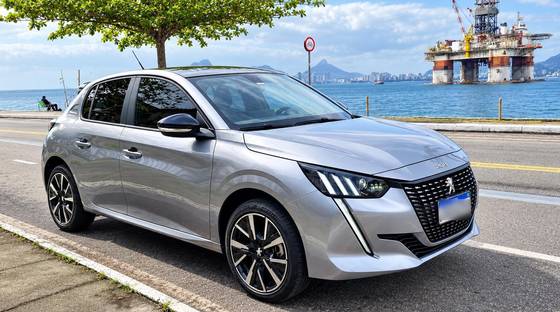 PEUGEOT 208 1.0 TURBO 200 FLEX STYLE CVT PEUGEOT 208 1.0 TURBO 200 FLEX STYLE CVT